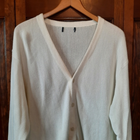 Vintage off white Grandpa style v-neck knit cardigan sweater unisex - Picture 2 of 9